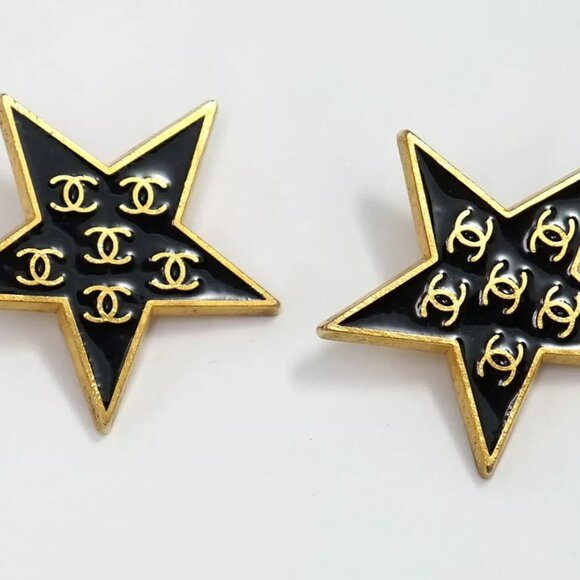 CHANEL CC Logos Black Star Clip-On Earrings Gold Tone 01P Auth w/Box c1150 - Picture 11 of 16